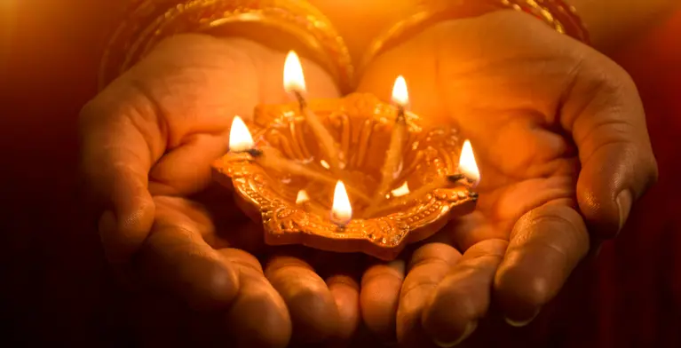 Festival svjetla (Diwali) i orašasti plodovi: Upoznajte simboliku orašida tijekom hinduističkih festivala Festival svjetla
